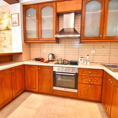 Дом отдыха The Stone Villas Ano Korakiana