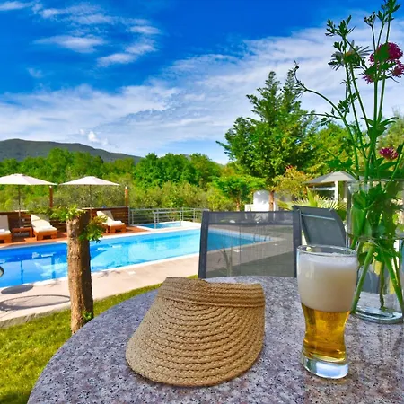 The Stone Áno Korakiána